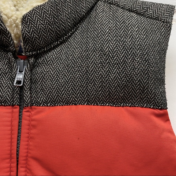 Gap Kids Puffer Vest Snap Pockets Herringbone Accents Size S - Picture 2 of 8